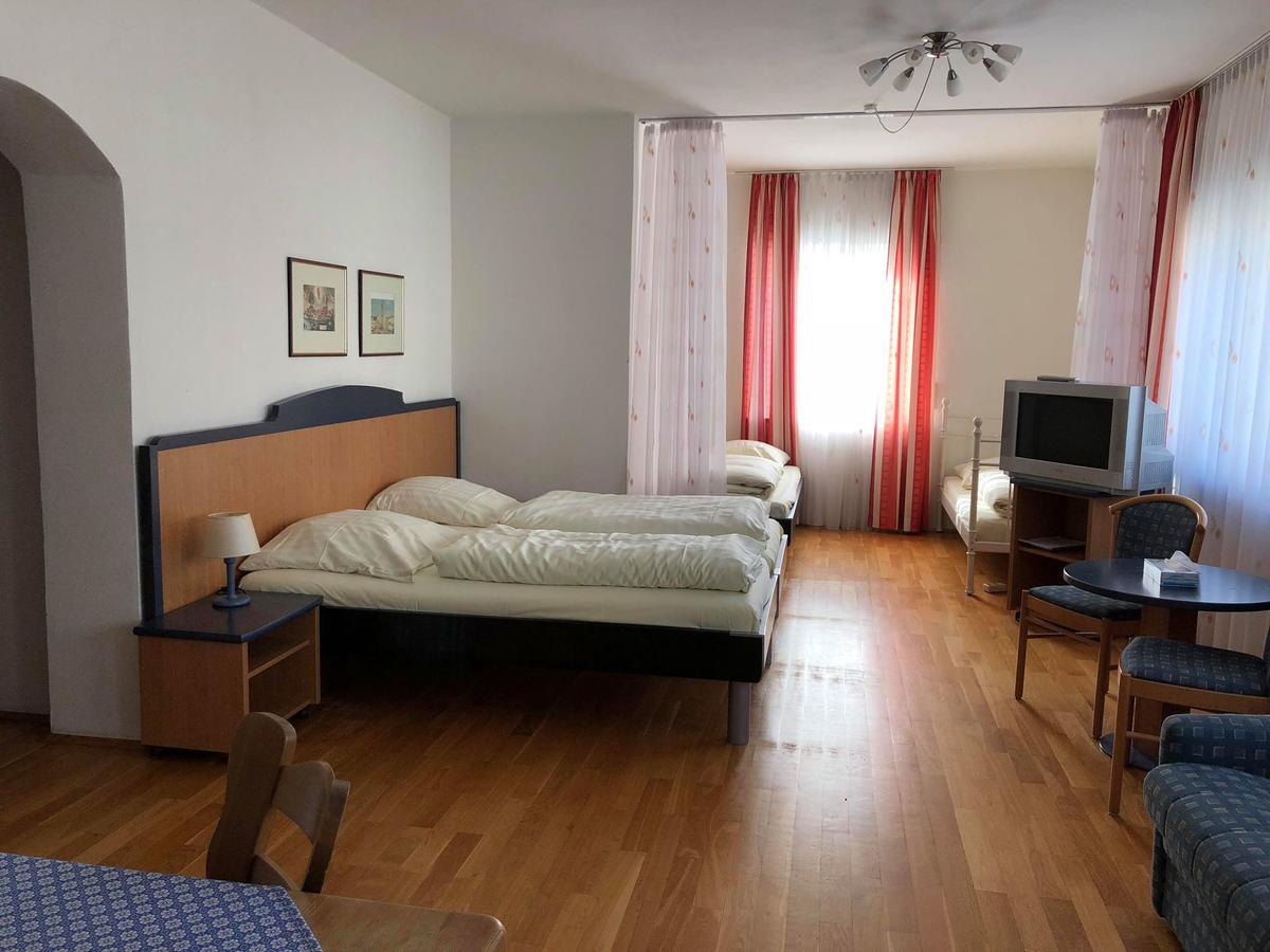 Hotel Gaeubodenhof Straubing Kültér fotó